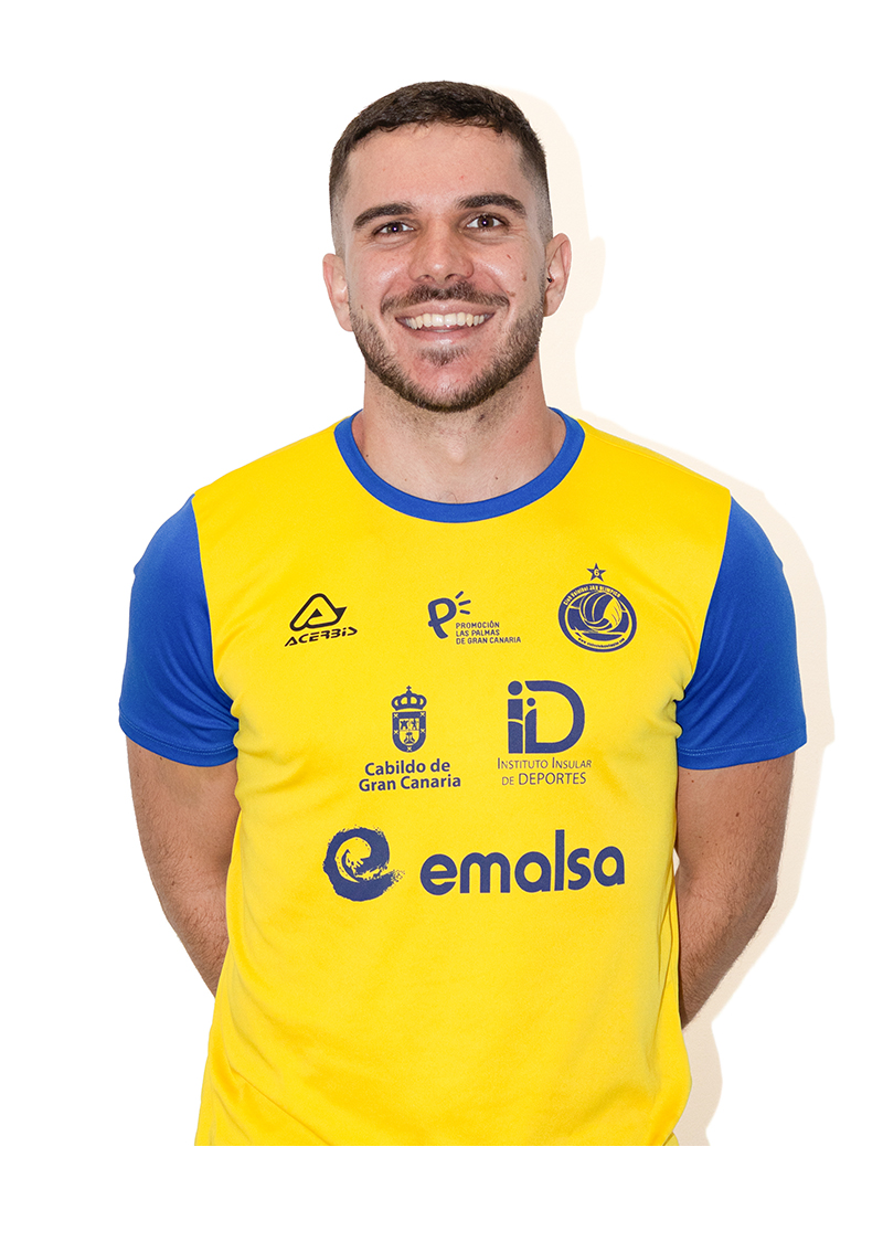 Carlos Hernández preparador físico